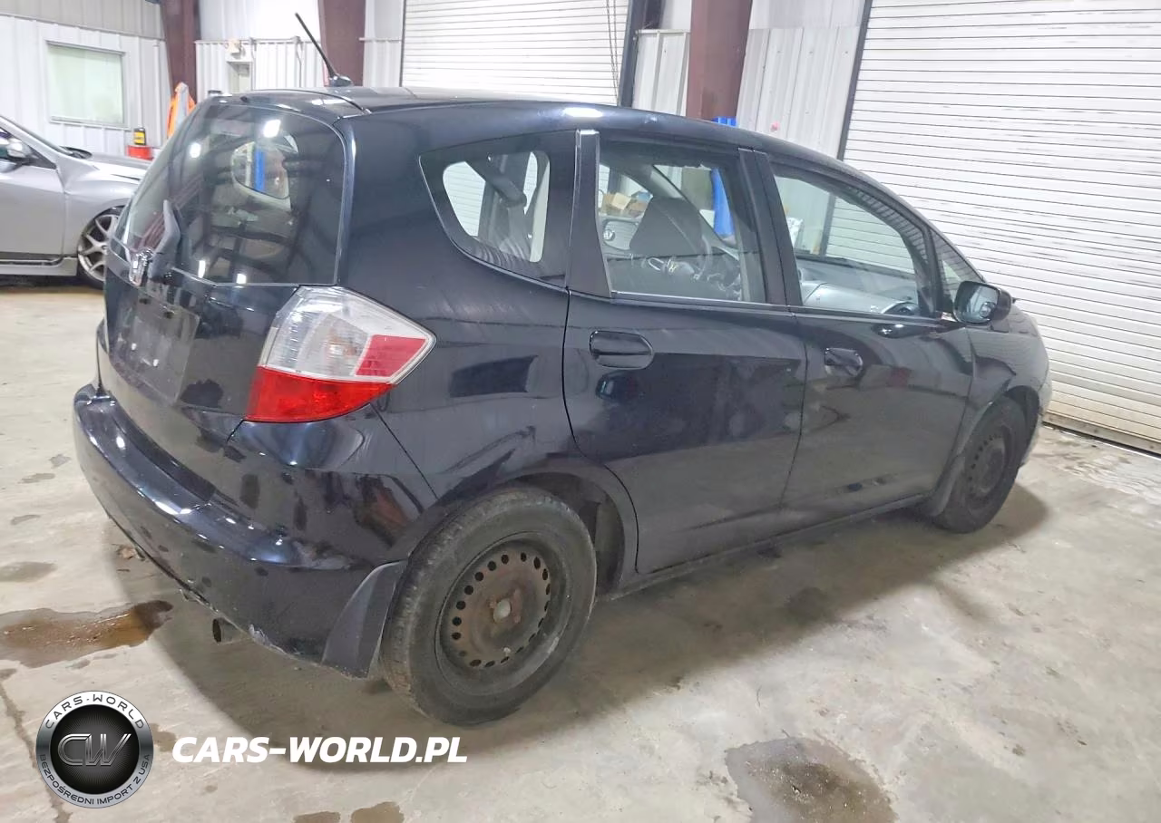 2012 Honda Fit VIN:JHMGE8H35CC021778 - 3