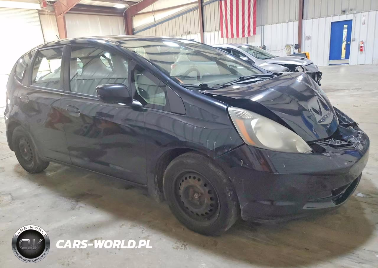 2012 Honda Fit VIN:JHMGE8H35CC021778 - 4