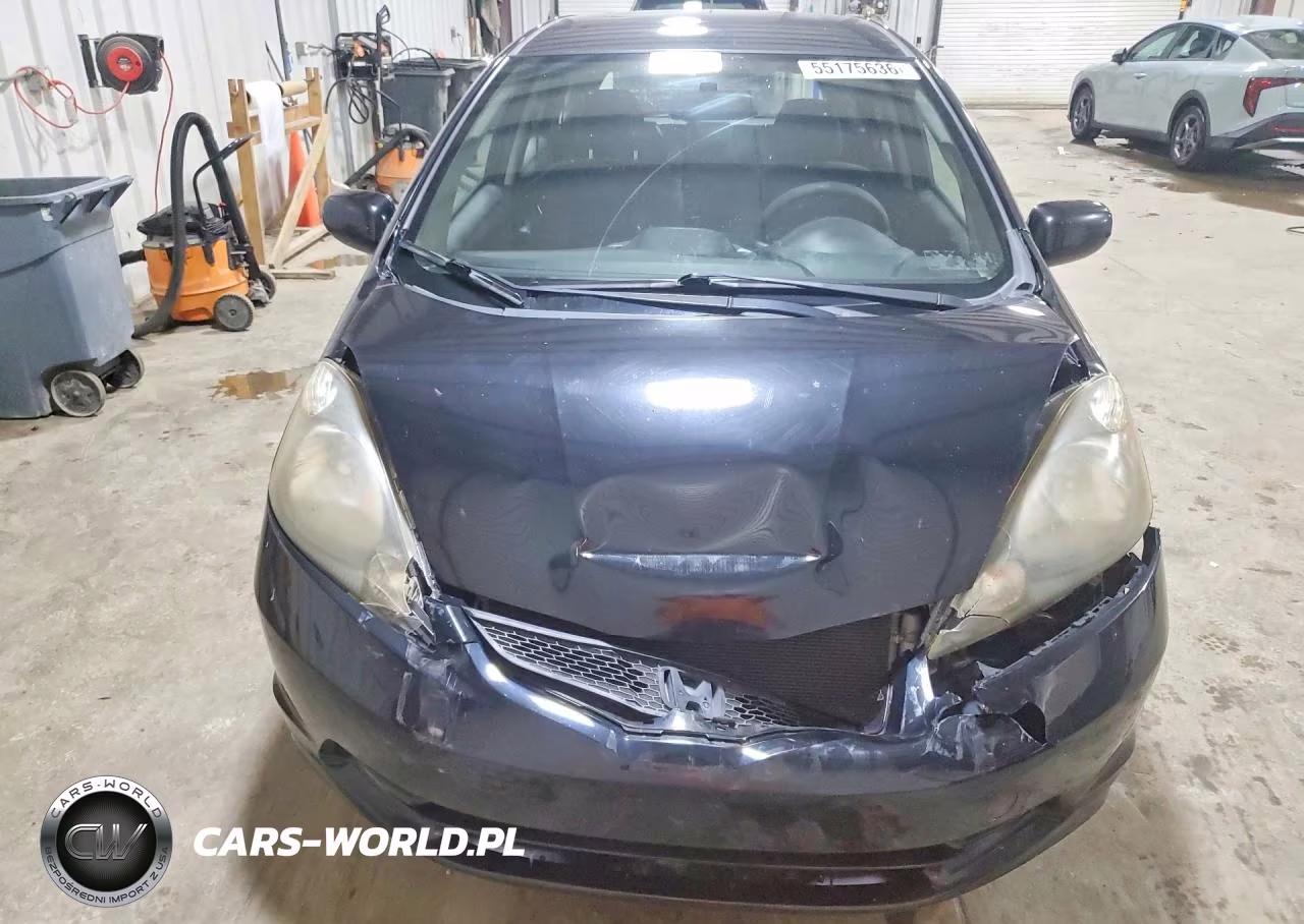 2012 Honda Fit VIN:JHMGE8H35CC021778 - 5