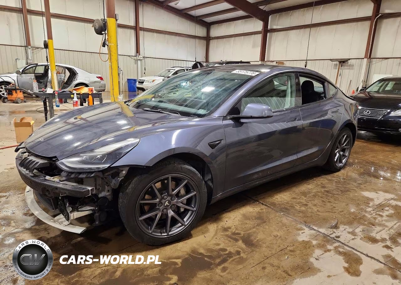 2022 Tesla Model 3 – zdjęcie 1 z 13