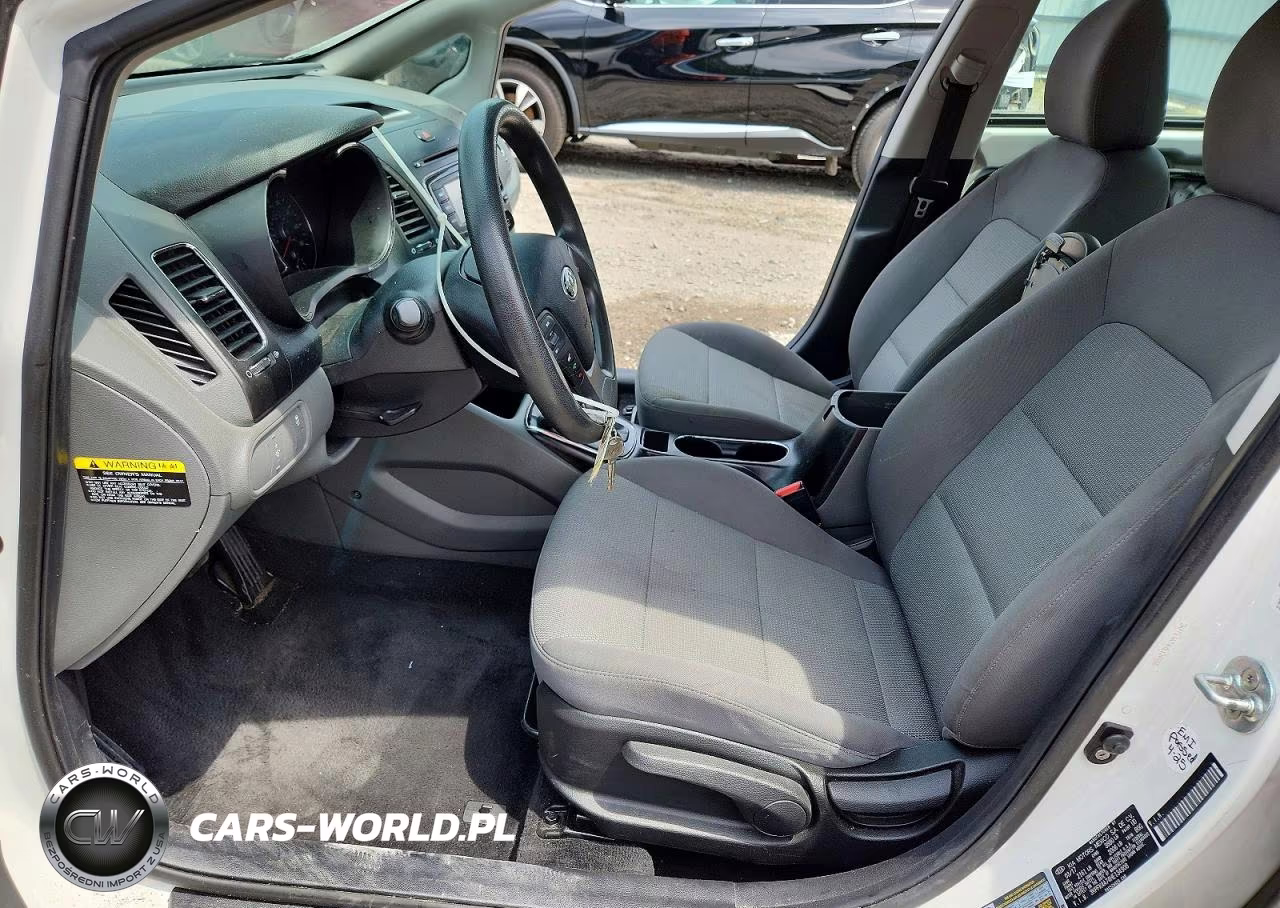 2017 Kia Forte Lx VIN:3KPFK4A74HE134908 - 7