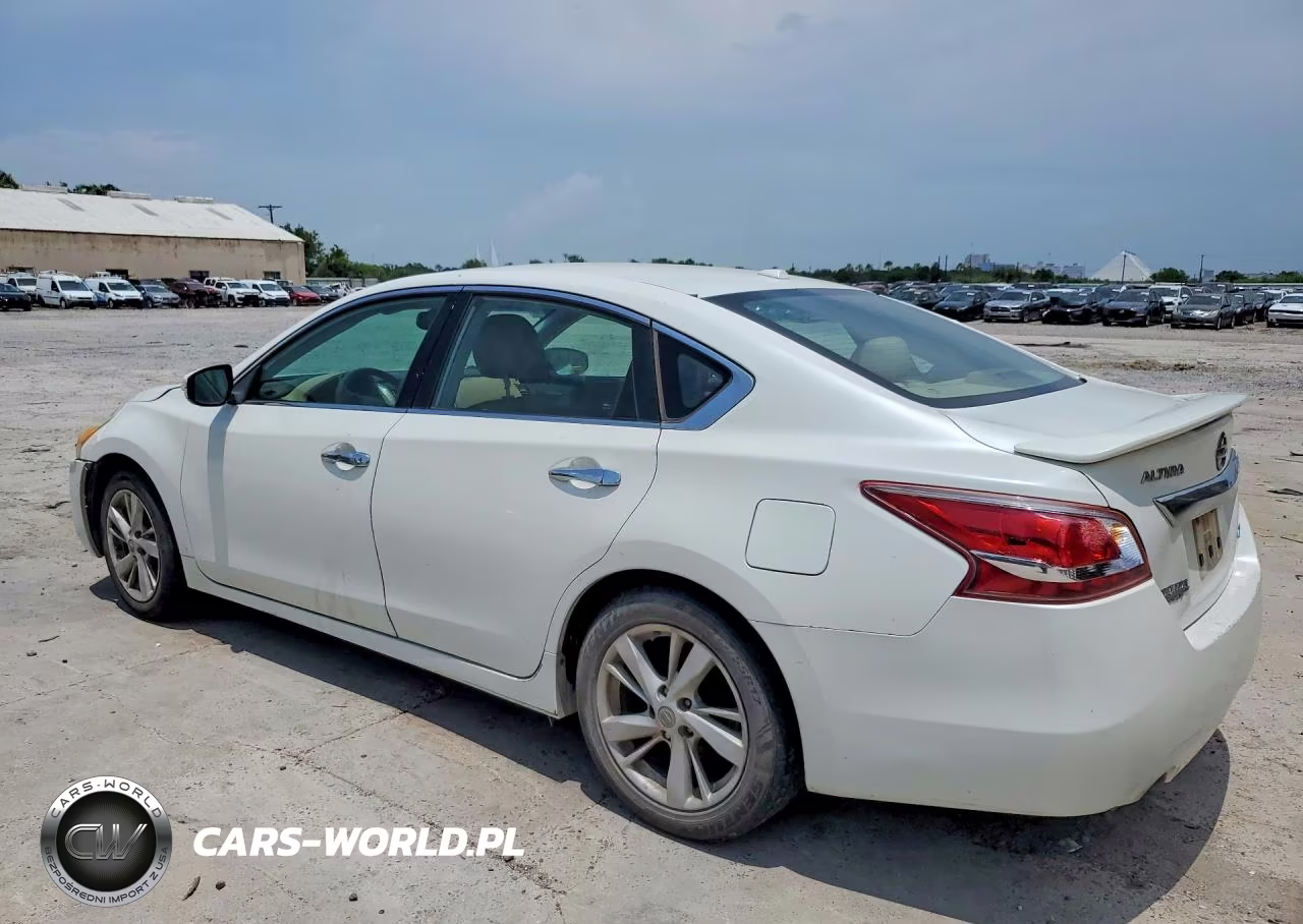2013 Nissan Altima 2.5 VIN:1N4AL3AP8DC100429 - 2