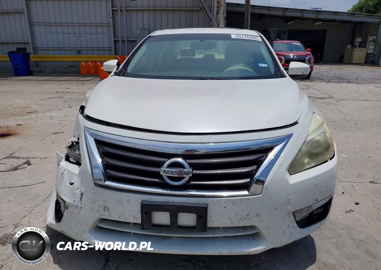 2013 Nissan Altima 2.5 VIN:1N4AL3AP8DC100429 - 5