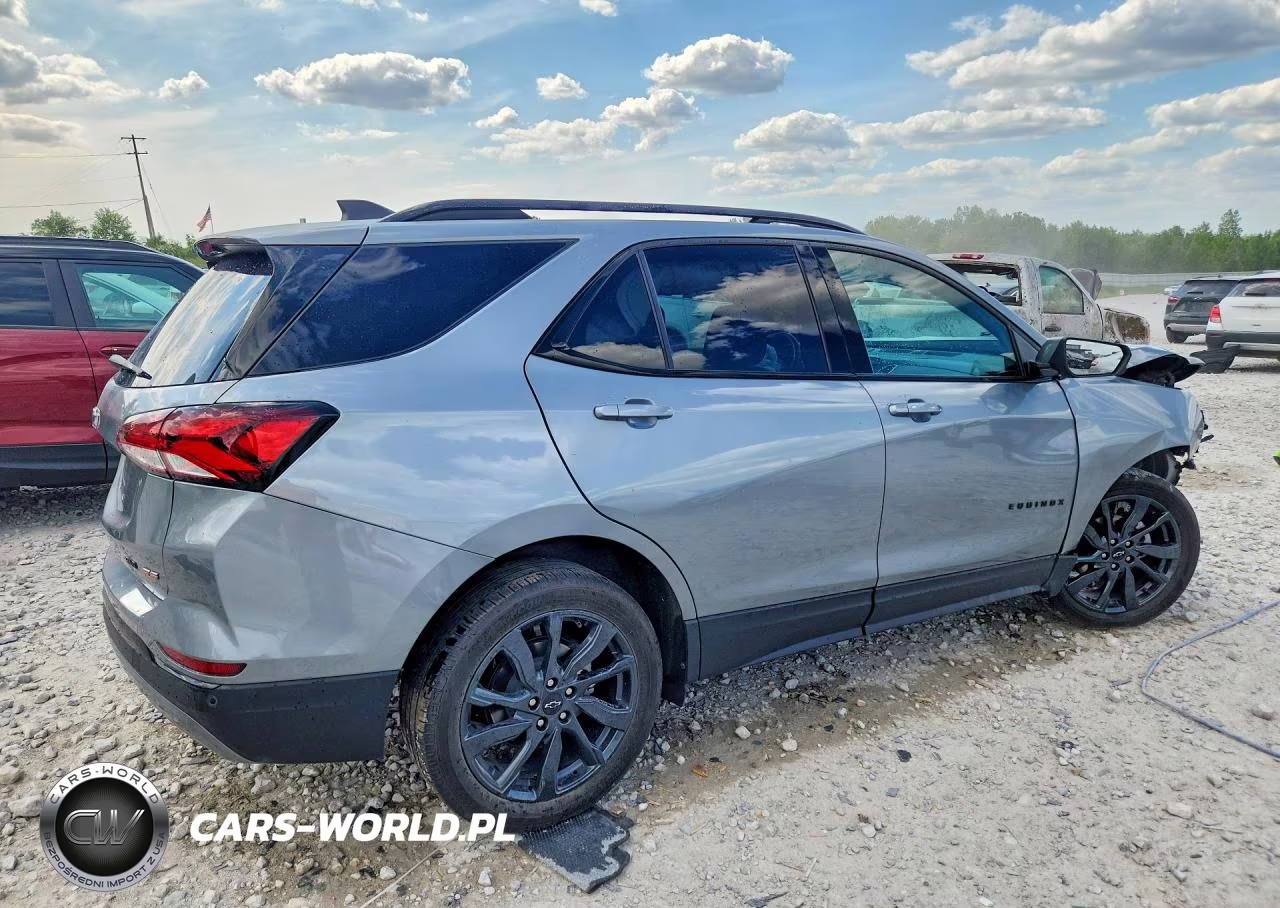 2024 Chevrolet Equinox Rs VIN:3GNAXWEG4RS100995 - 3