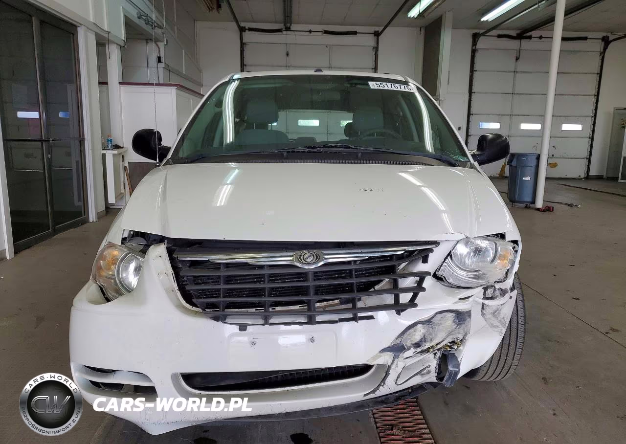 2007 Chrysler Town & Country Lx VIN:2A4GP44R77R331369 - 5