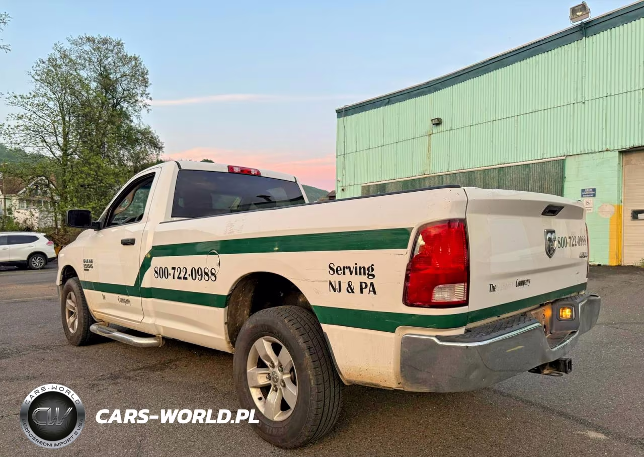 2019 Ram 1500 Classic Tradesman VIN:3C6JR7DG7KG552532 - 3