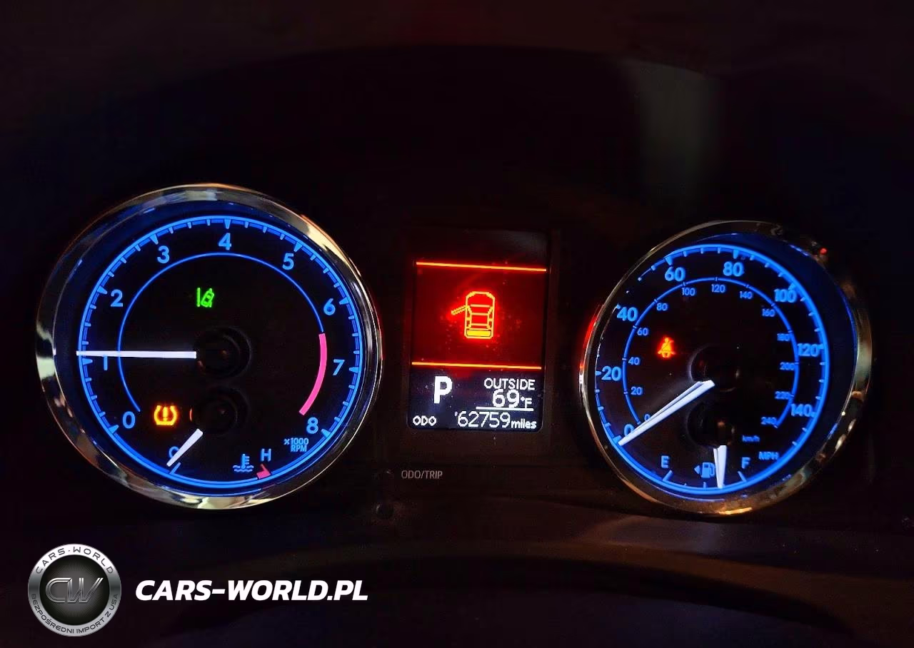 2017 Toyota Corolla L VIN:2T1BURHE9HC871336 - 9