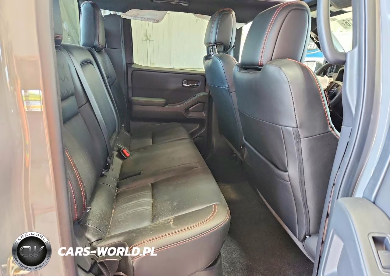 2023 Nissan Frontier Pro-4X VIN:1N6ED1EK1PN666479 - 10