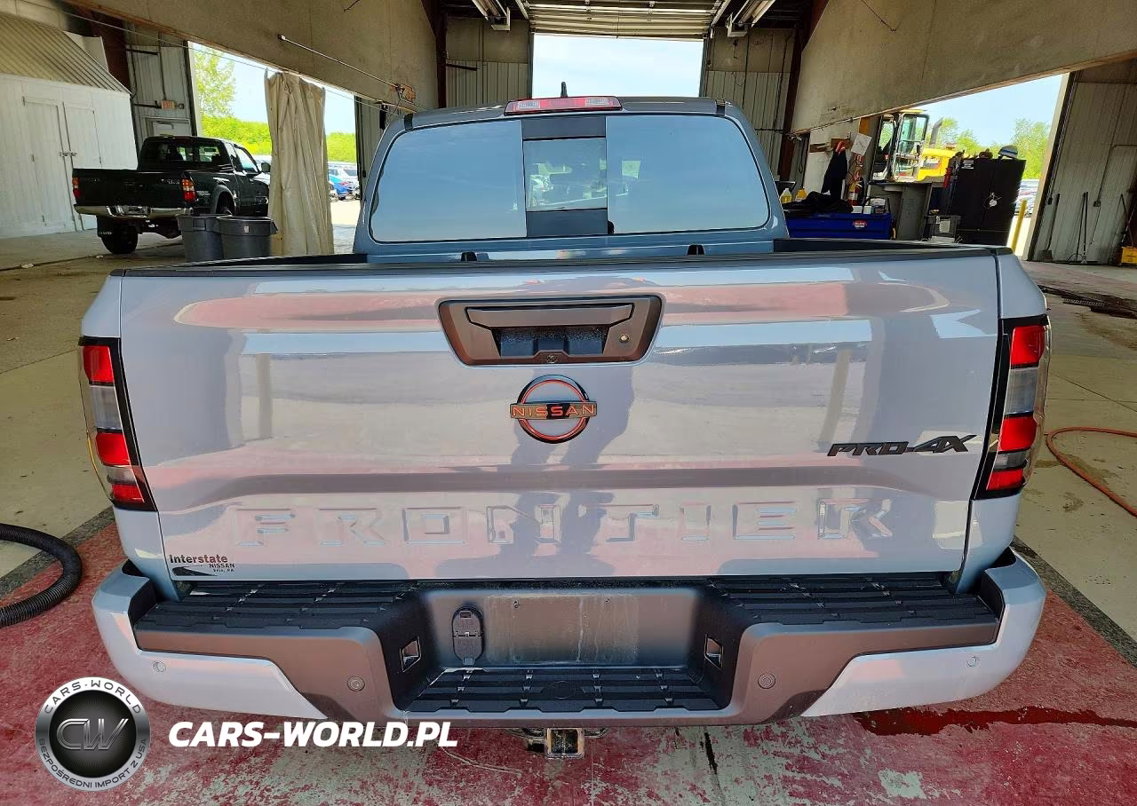 2023 Nissan Frontier Pro-4X VIN:1N6ED1EK1PN666479 - 6