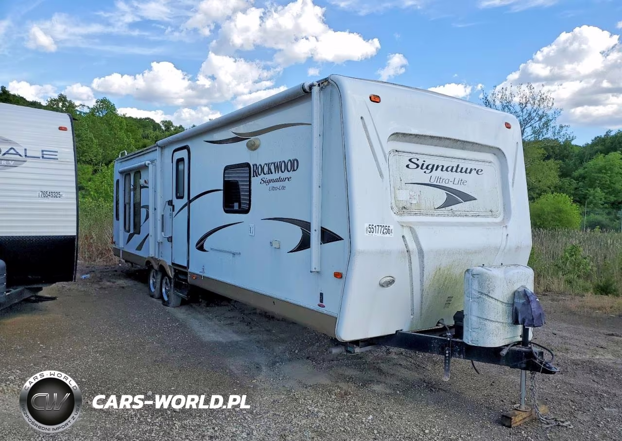 2013 Forest River Rockwood Camper