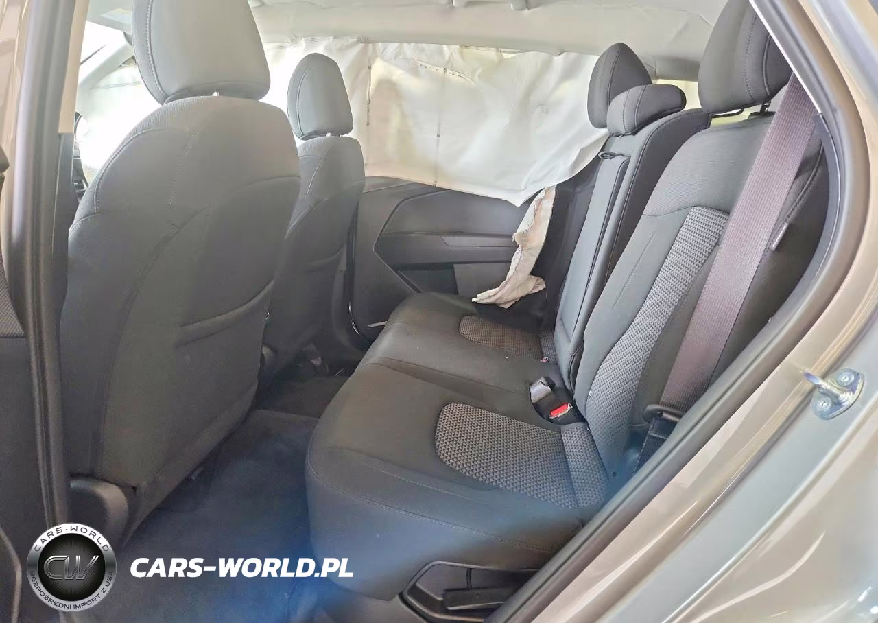 2025 Kia Sportage Lx VIN:KNDPUCDG5S7213645 - 11