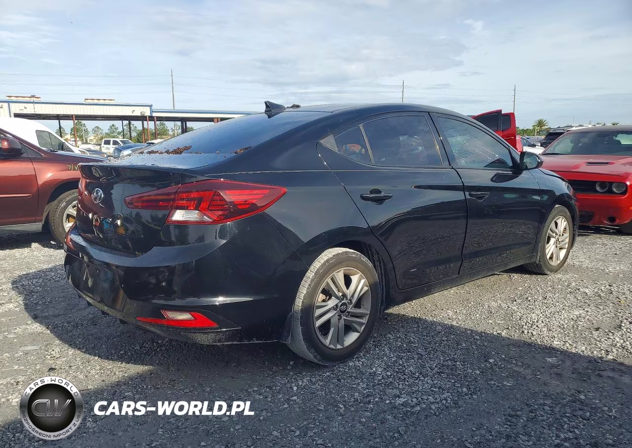 2019 Hyundai Elantra Sel VIN:KMHD84LF3KU872682 - 3