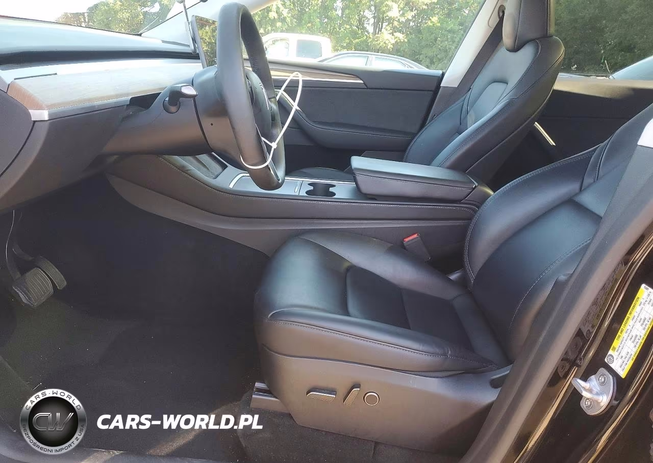 2023 Tesla Model Y VIN:7SAYGDEE3PF893001 - 7
