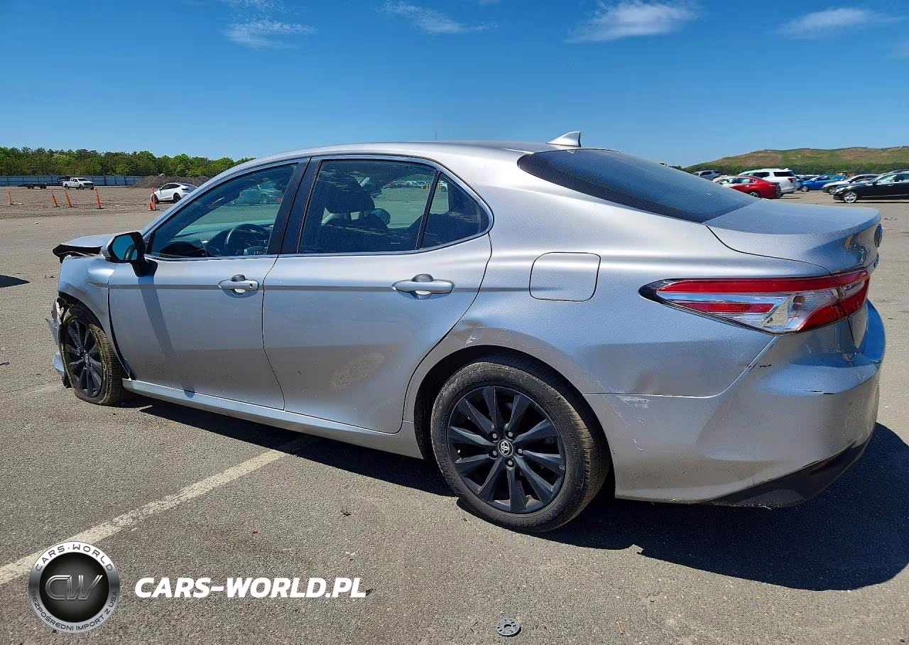 2019 Toyota Camry Le VIN:4T1B11HK6KU812122 - 2