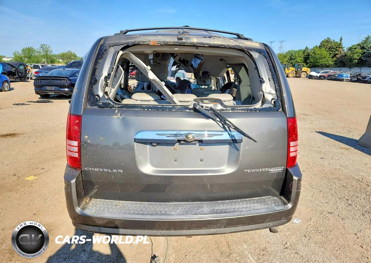 2010 Chrysler Town & Country Touring Plus VIN:2A4RR8D19AR449175 - 6
