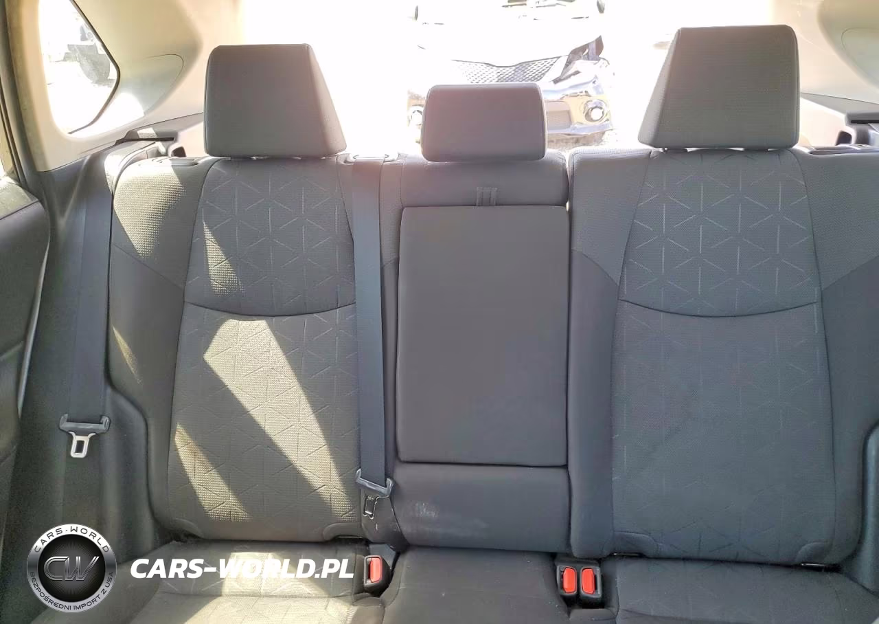 2021 Toyota Rav4 Xle VIN:2T3P1RFV9MC184828 - 10