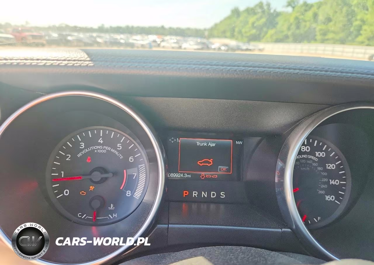 2020 Ford Mustang VIN:1FATP8UH3L5106639 - 9