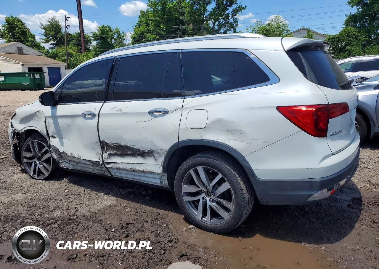 2017 Honda Pilot Touring VIN:5FNYF6H98HB010733 - 2