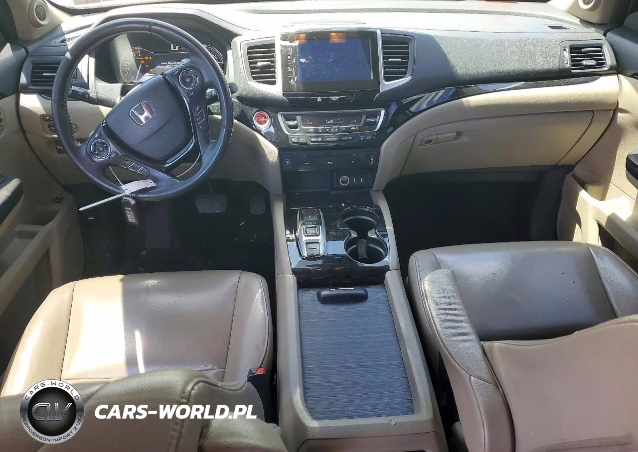 2017 Honda Pilot Touring VIN:5FNYF6H98HB010733 - 8