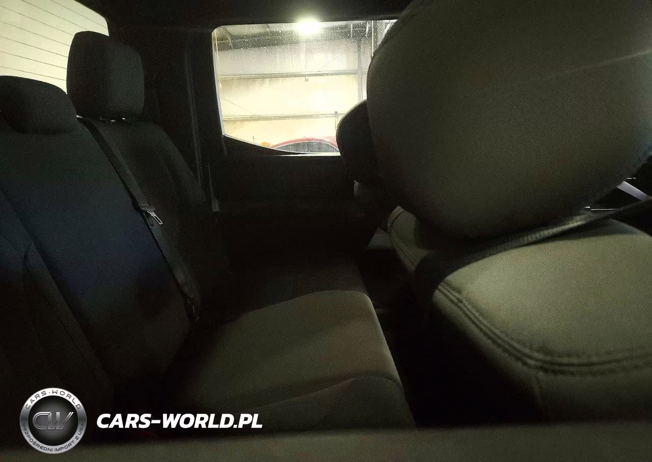 2025 Toyota Tundra Sr VIN:5TFKB5DB0SX288737 - 10