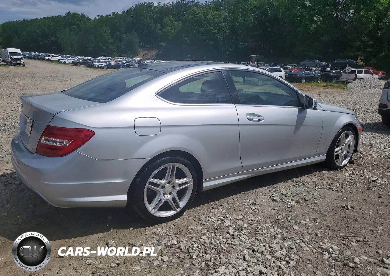 2012 Mercedes-Benz C 250 VIN:WDDGJ4HB8CF901892 - 3