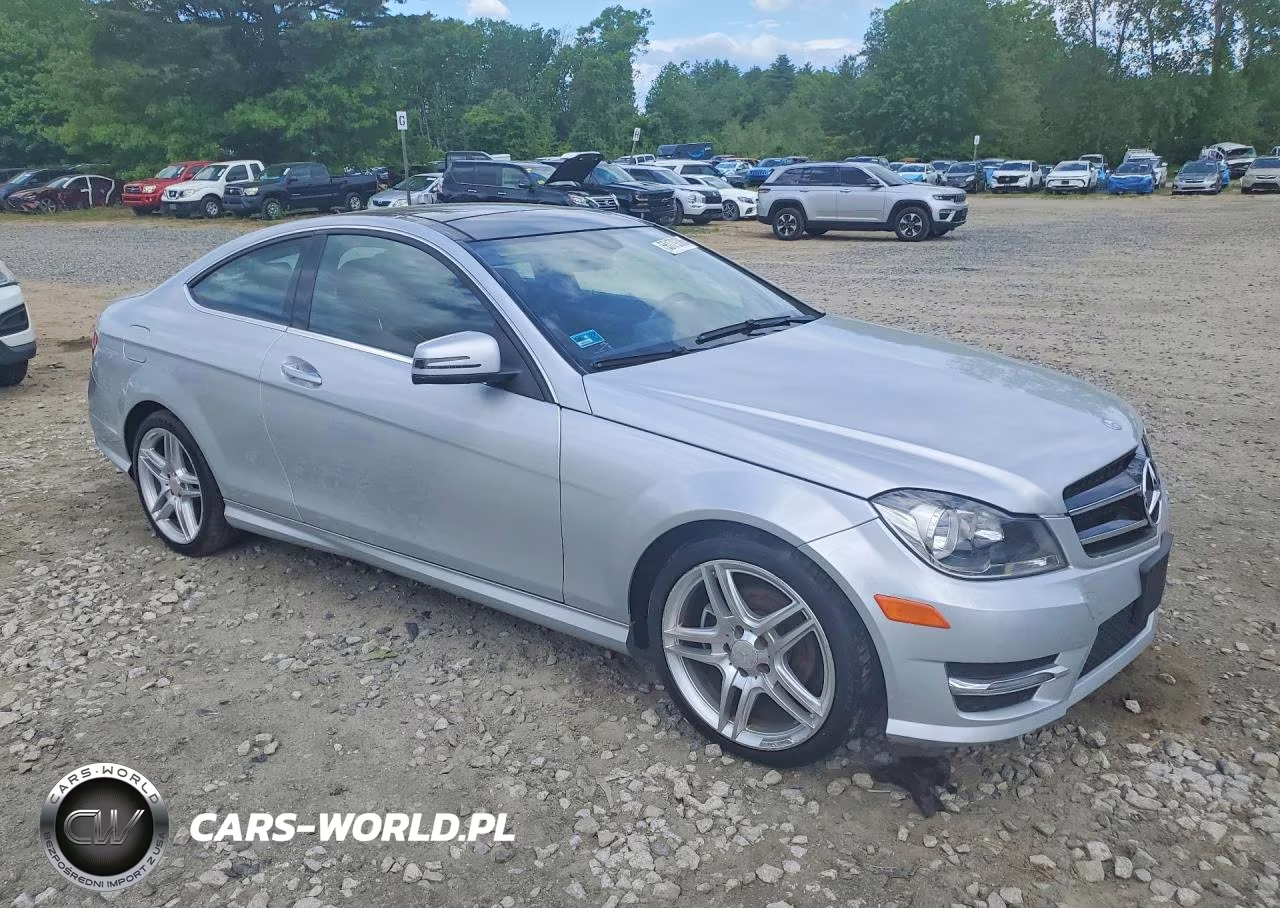 2012 Mercedes-Benz C 250 VIN:WDDGJ4HB8CF901892 - 4
