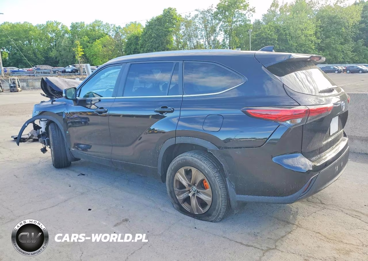 2023 Toyota Highlander Hybrid Bronze Edition VIN:5TDABRCH3PS600698 - 2