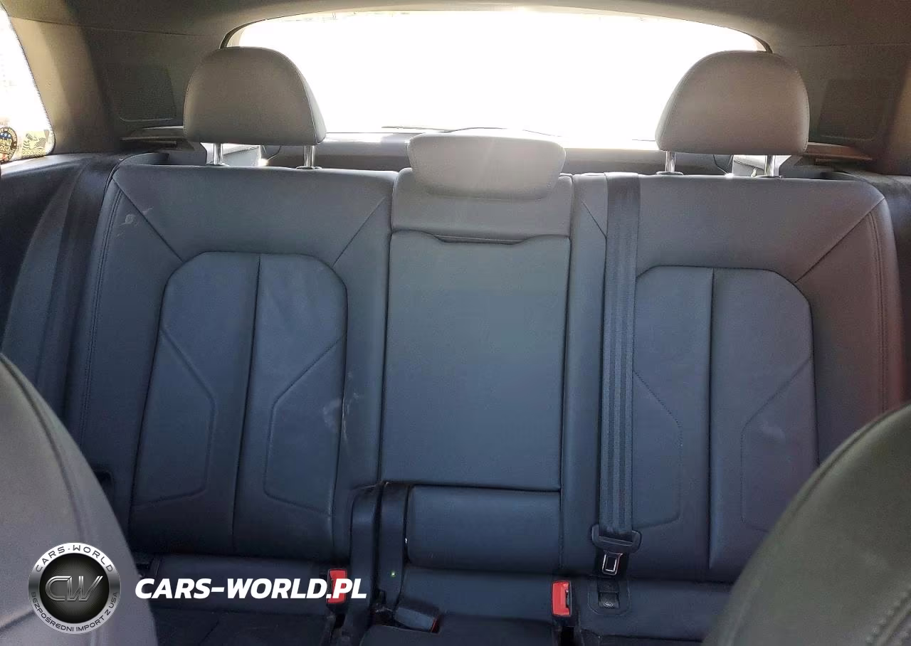 2021 Audi Q3 Premium 40 VIN:WA1AUCF34M1074947 - 10