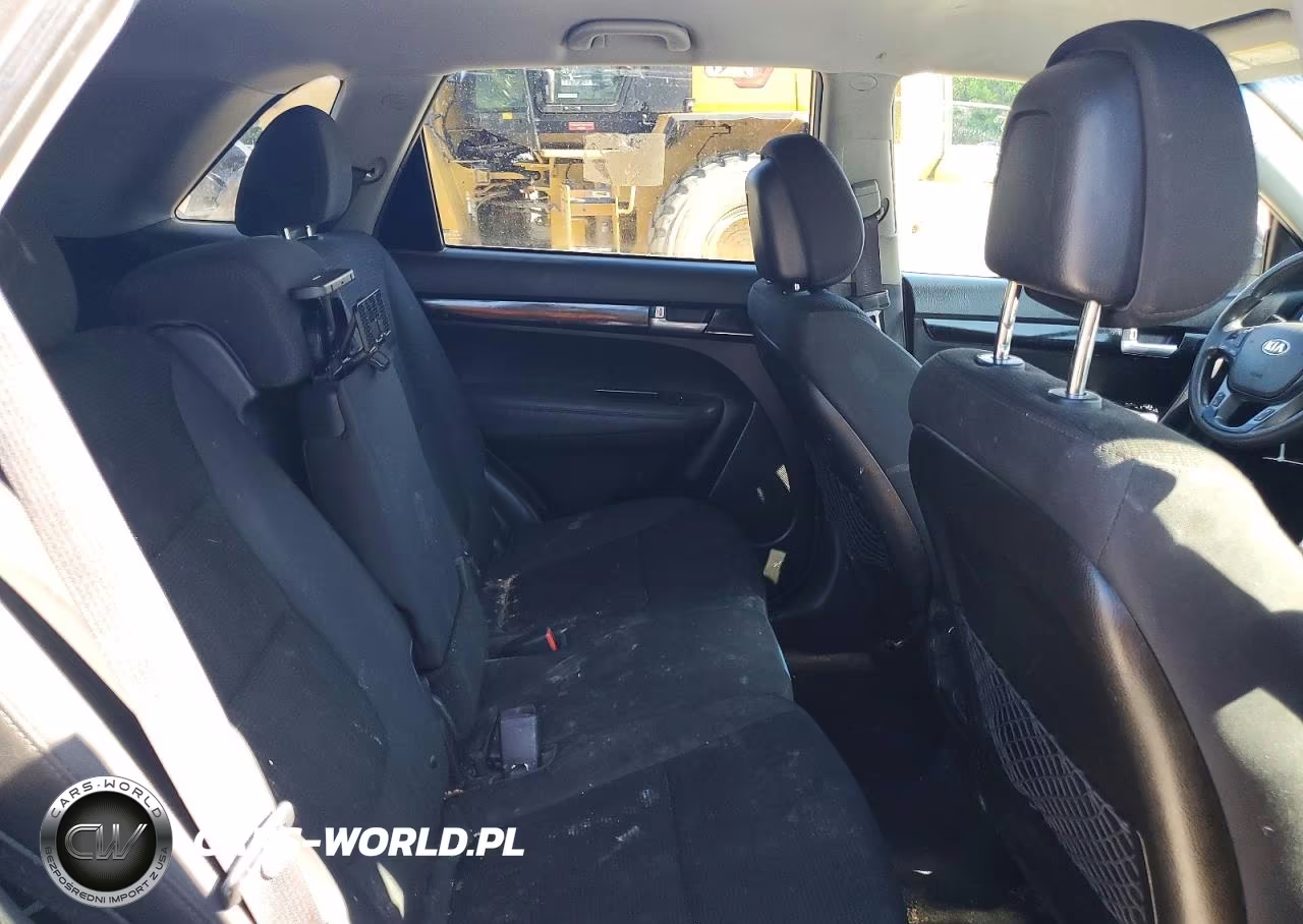 2014 Kia Sorento Lx VIN:5XYKTCA67EG535560 - 11