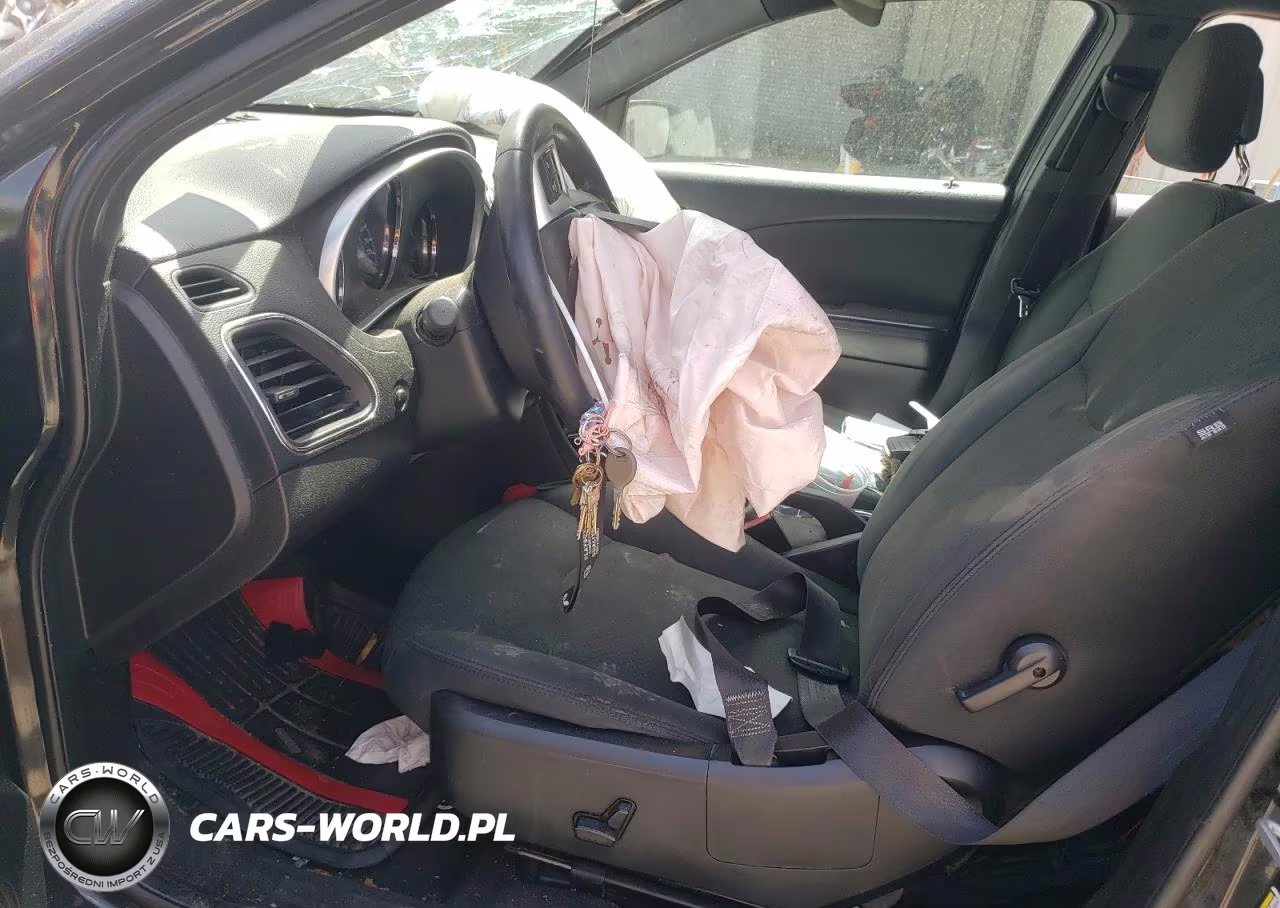 2011 Chrysler 200 Touring VIN:1C3BC1FB3BN589537 - 7