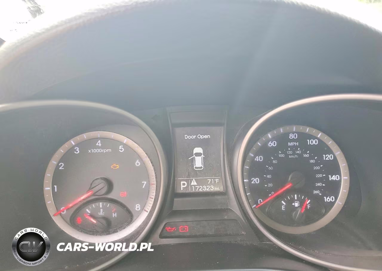 2014 Hyundai Santa Fe Sport 2.4L VIN:5XYZTDLBXEG190376 - 9