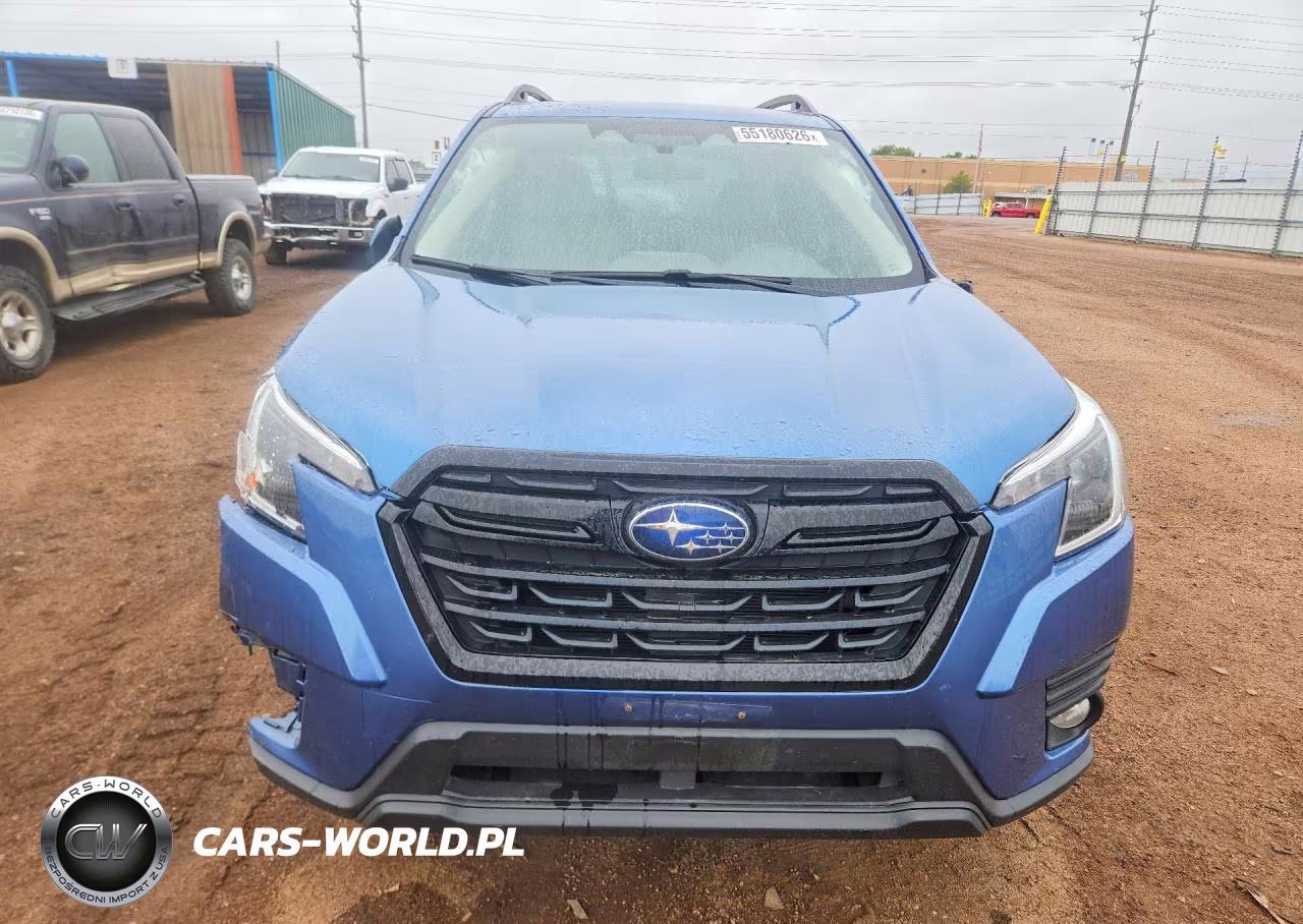 2023 Subaru Forester Premium VIN:JF2SKAEC7PH424543 - 5
