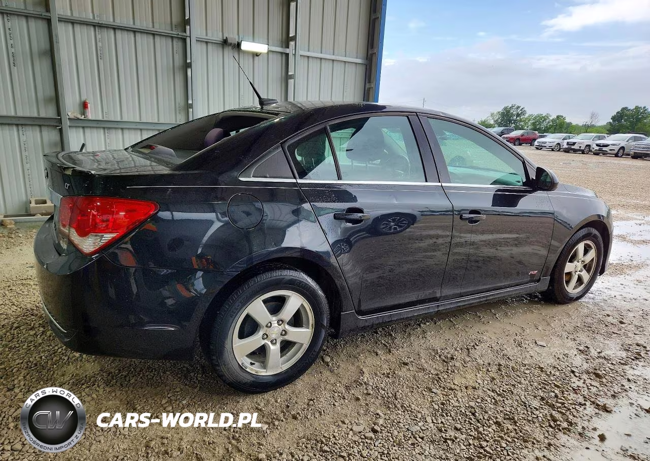 2014 Chevrolet Cruze VIN:1G1PC5SB9E7239491 - 3