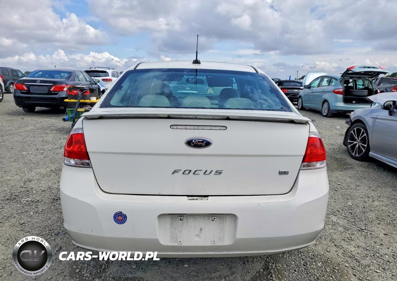 2010 Ford Focus Se VIN:1FAHP3FN2AW168147 - 6