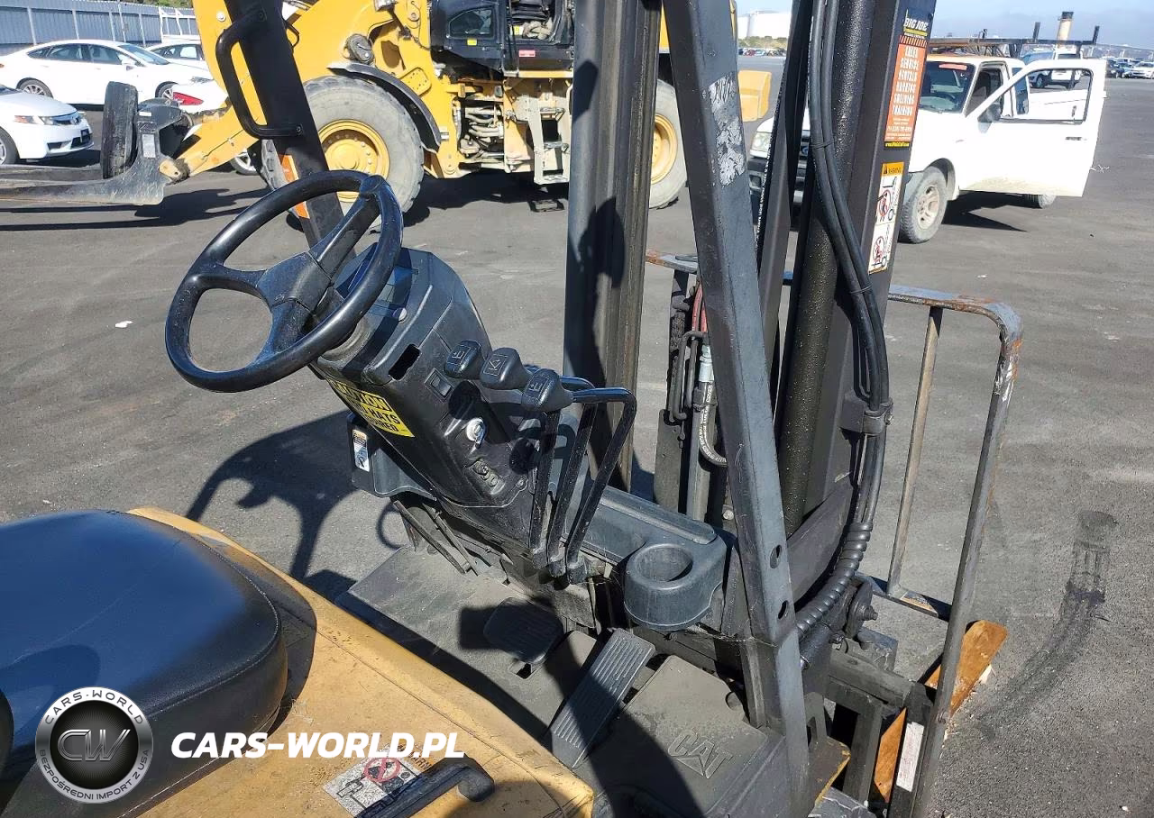 2001 Caterpillar Forklift VIN:A3EC110207 - 5
