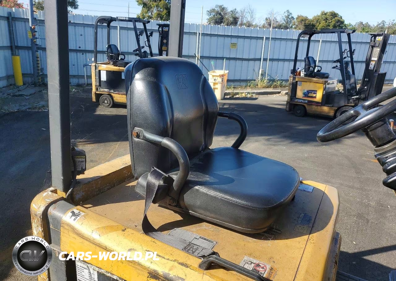 2001 Caterpillar Forklift VIN:A3EC110207 - 6