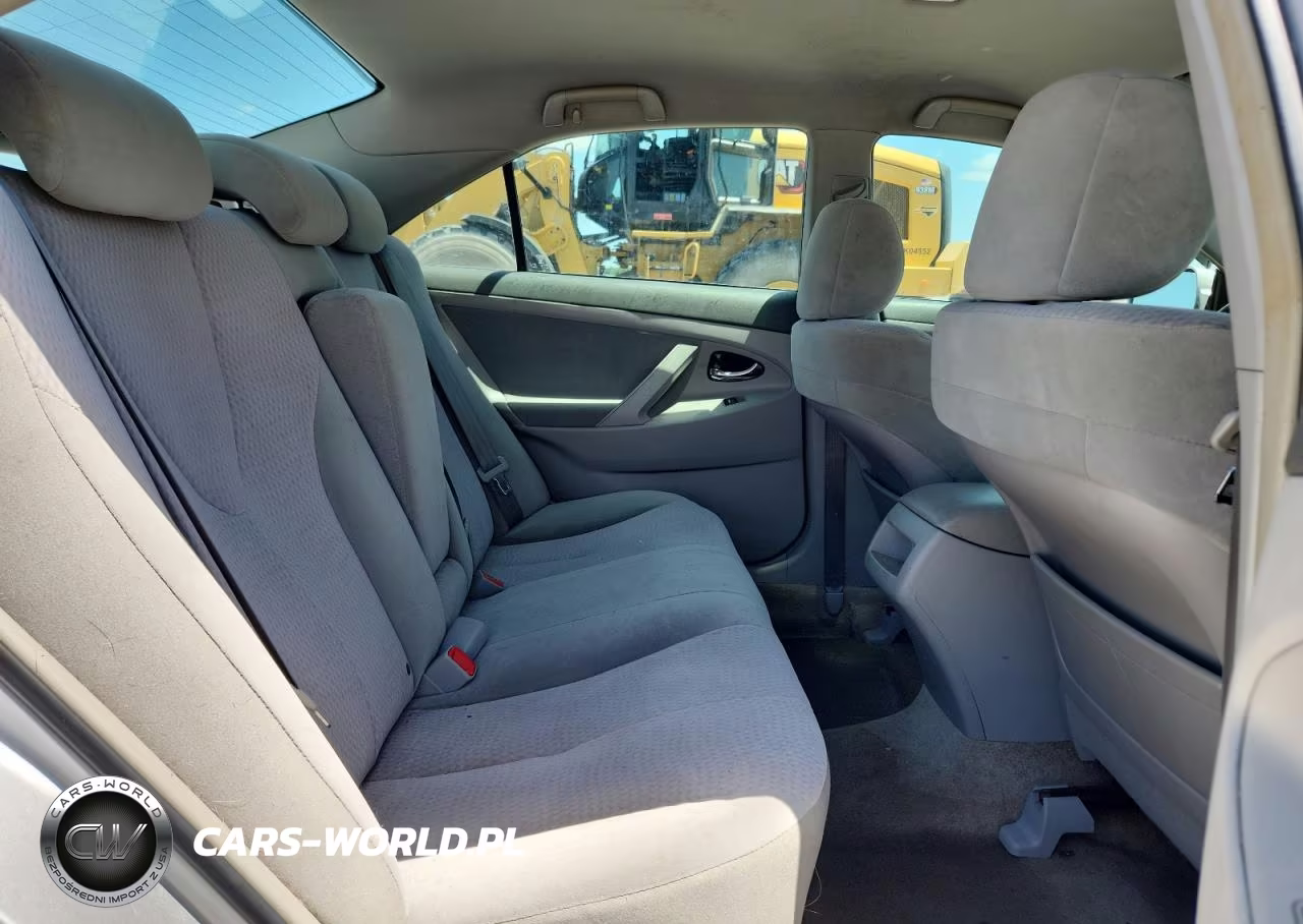 2010 Toyota Camry Le VIN:4T1BF3EK4AU032202 - 10