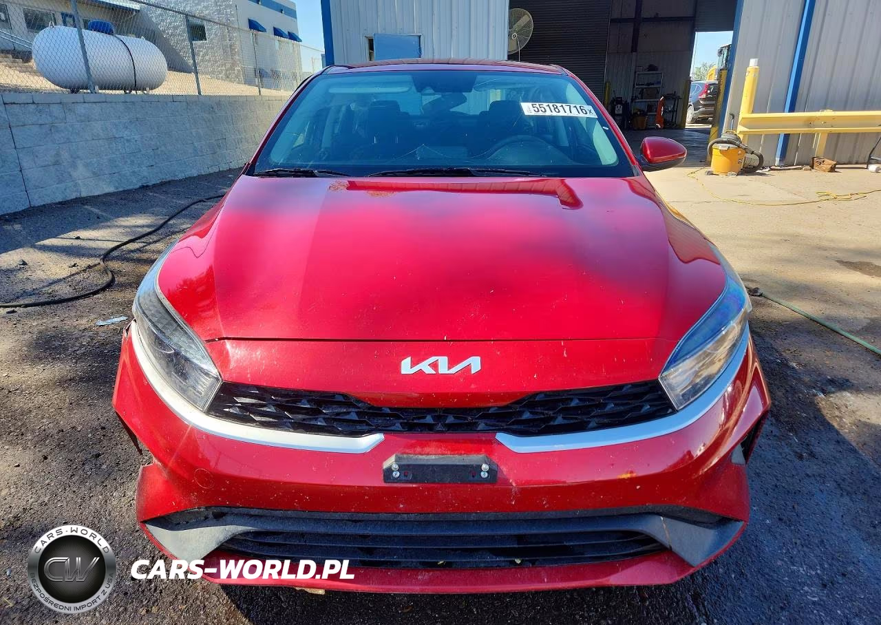 2023 Kia Forte Lxs VIN:3KPF24AD8PE565370 - 5
