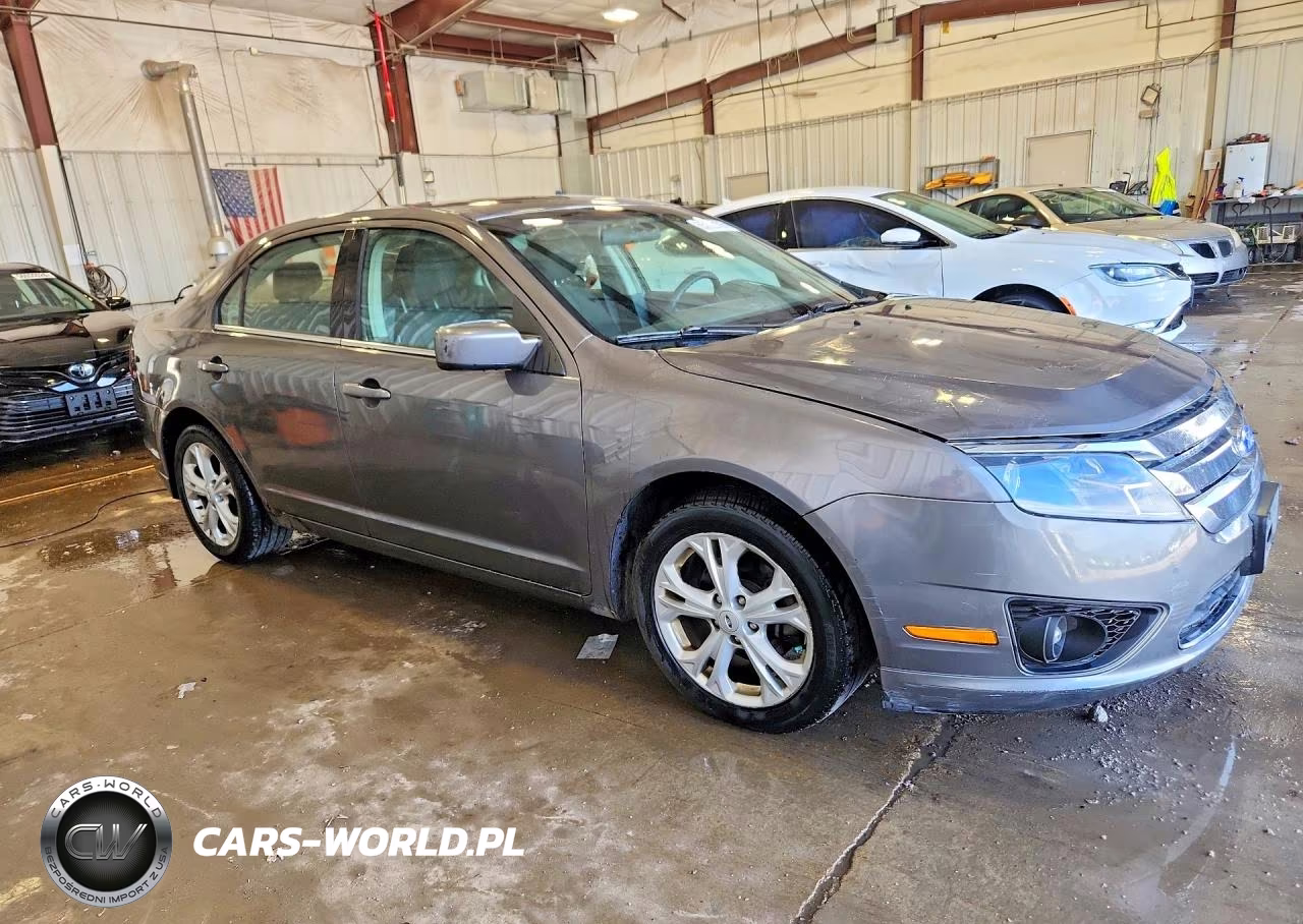 2012 Ford Fusion Se VIN:3FAHP0HAXCR264851 - 4