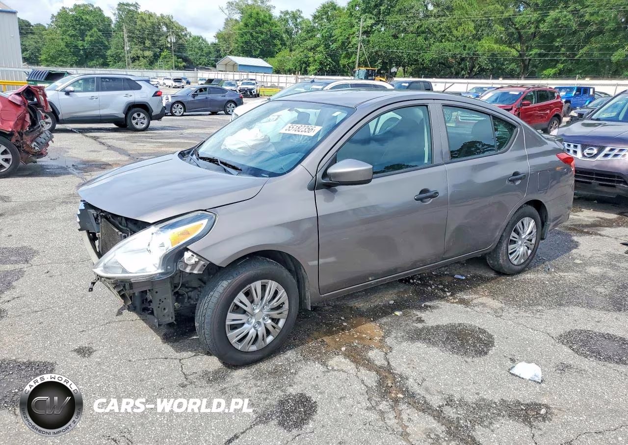 2017 Nissan Versa 1.6 S Plus