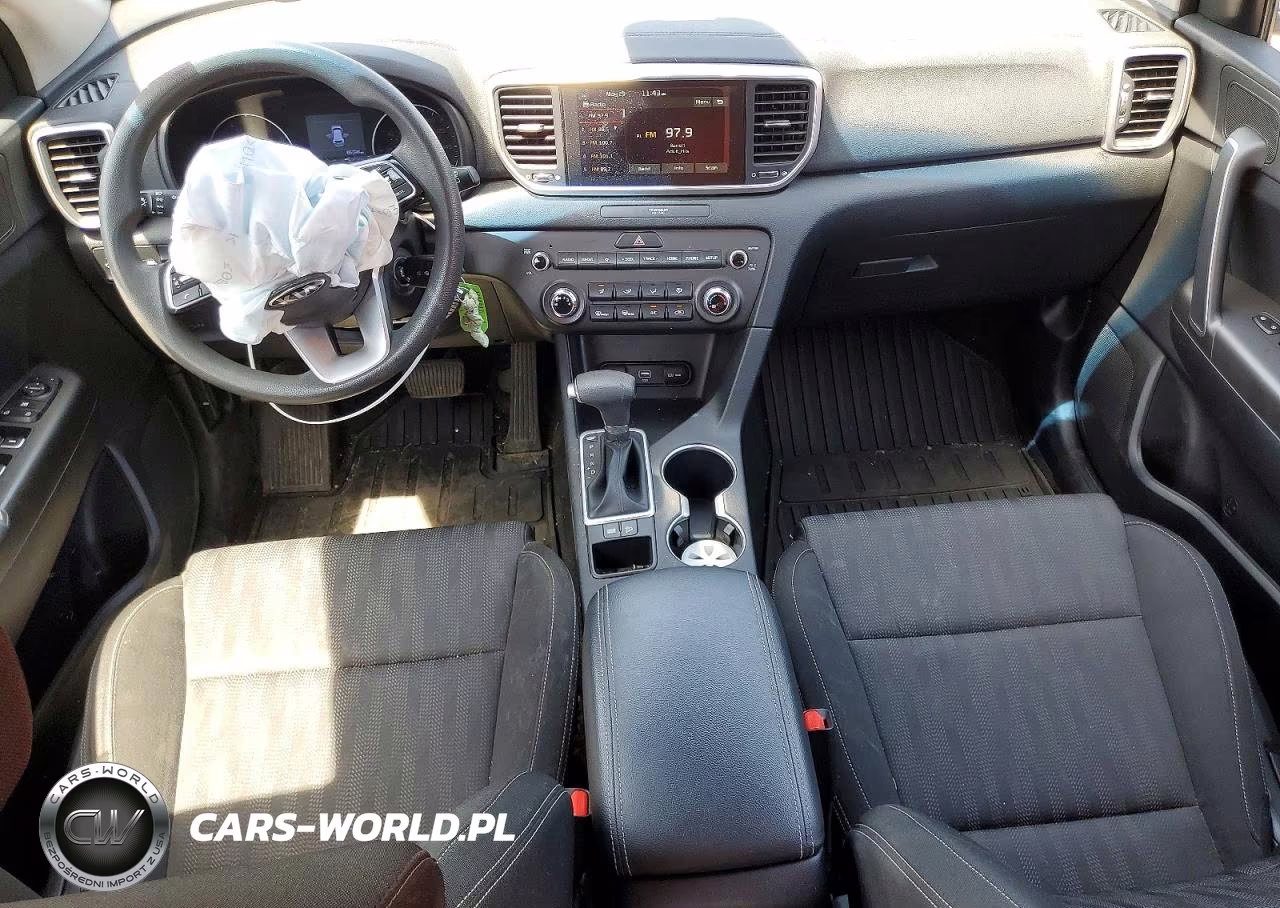 2020 Kia Sportage Lx VIN:KNDPM3AC8L7785392 - 8