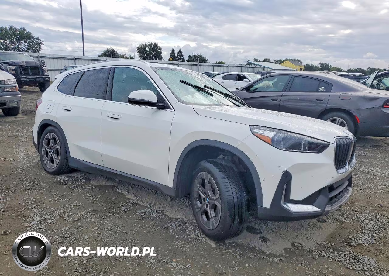 2023 BMW X1 xDrive28I VIN:WBX73EF0XP5Y21522 - 4