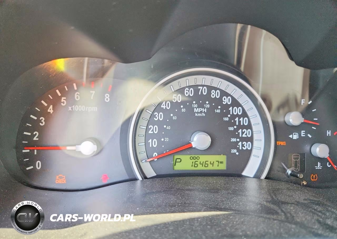 2008 Hyundai Entourage Gls VIN:KNDMC233886048395 - 9