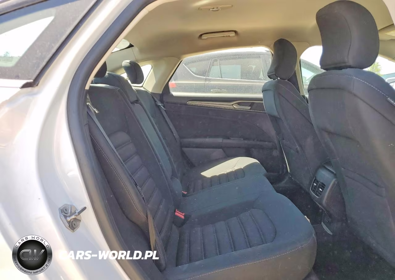 2017 Ford Fusion Se VIN:3FA6P0HDXHR305066 - 10