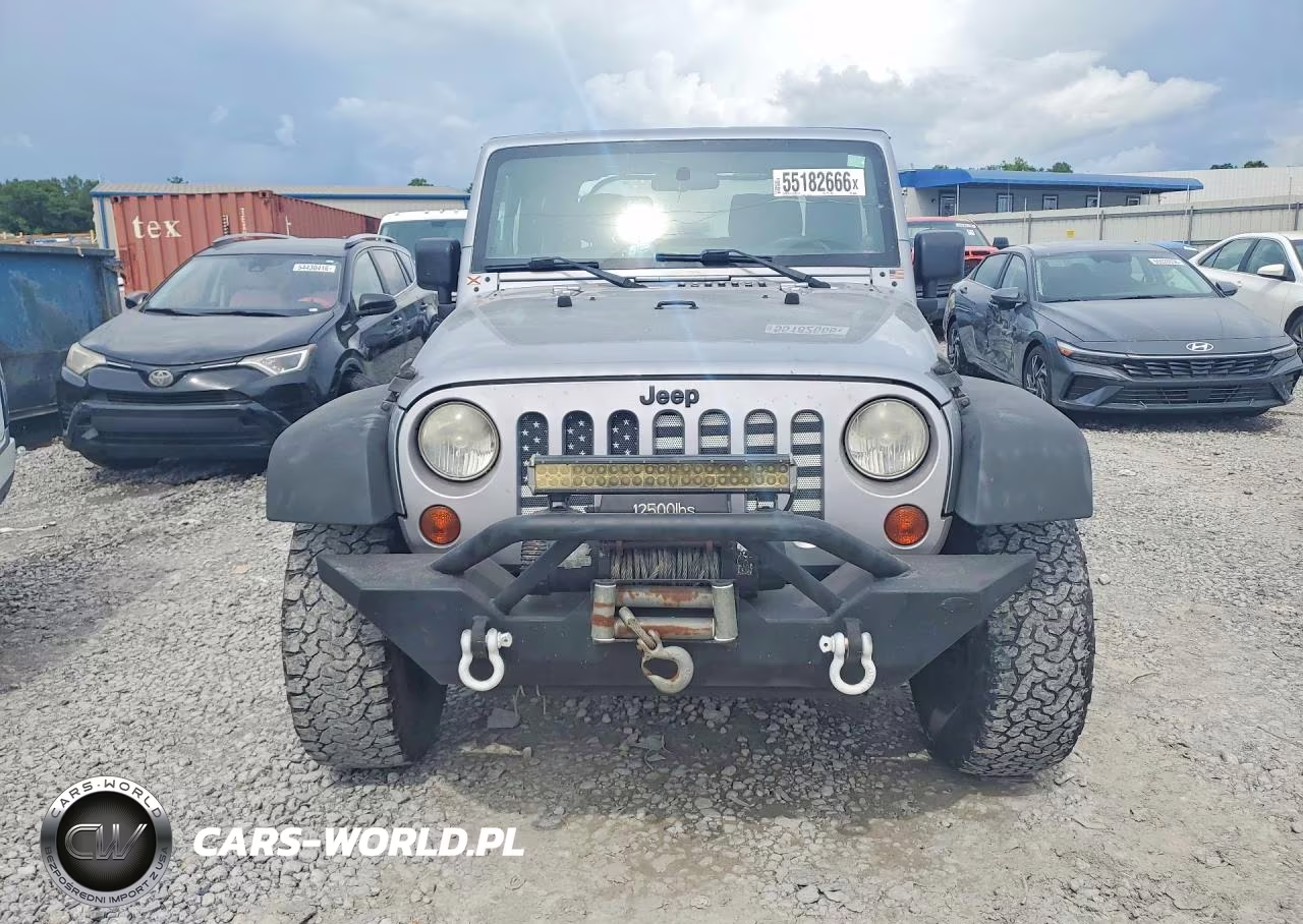 2013 Jeep Wrangler Sport VIN:1C4AJWAG0DL703246 - 5