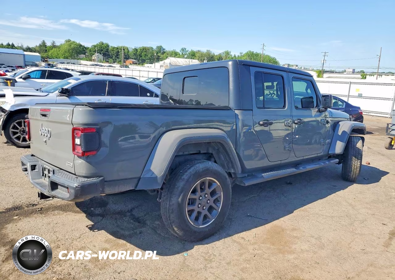 2020 Jeep Gladiator Overland VIN:1C6HJTFG2LL146657 - 3