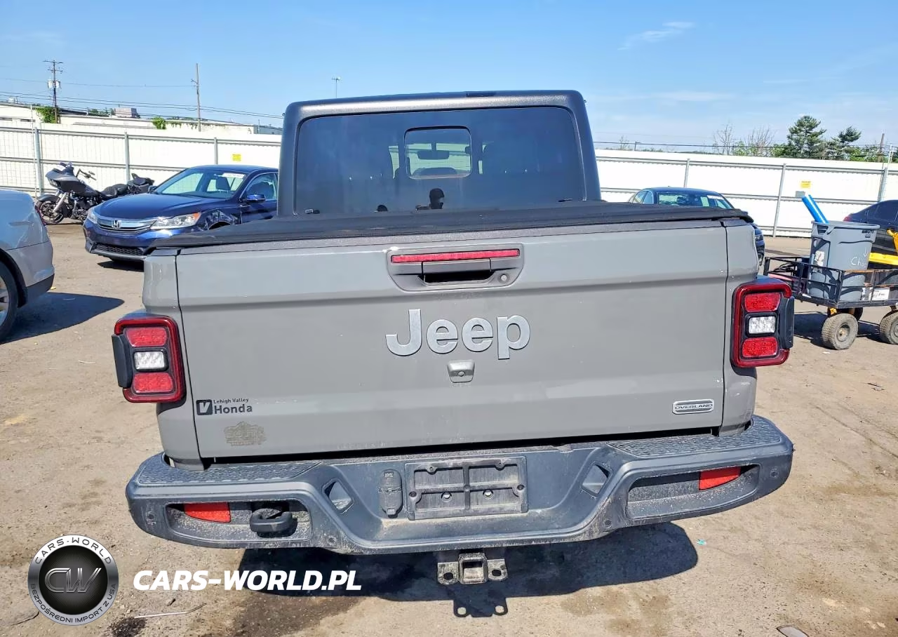 2020 Jeep Gladiator Overland VIN:1C6HJTFG2LL146657 - 6