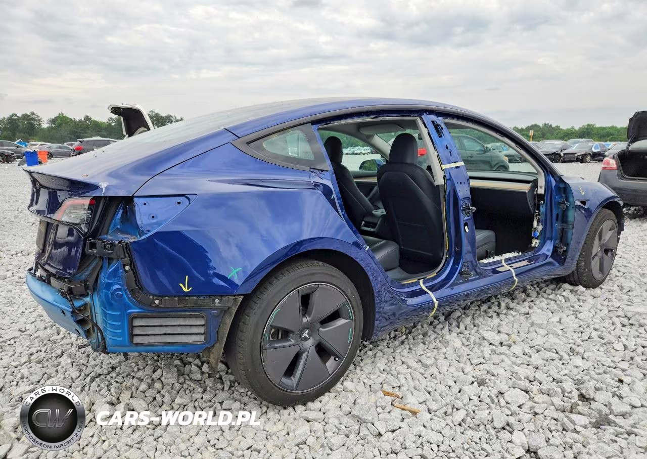 2023 Tesla Model 3 VIN:5YJ3E1EA0PF650979 - 3