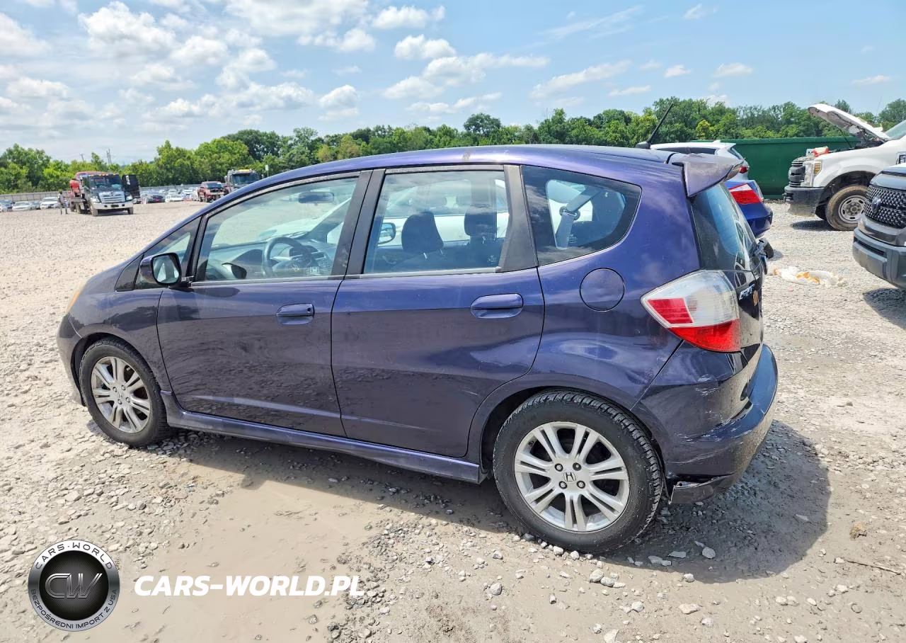 2010 Honda Fit Sport VIN:JHMGE8H47AC016457 - 2