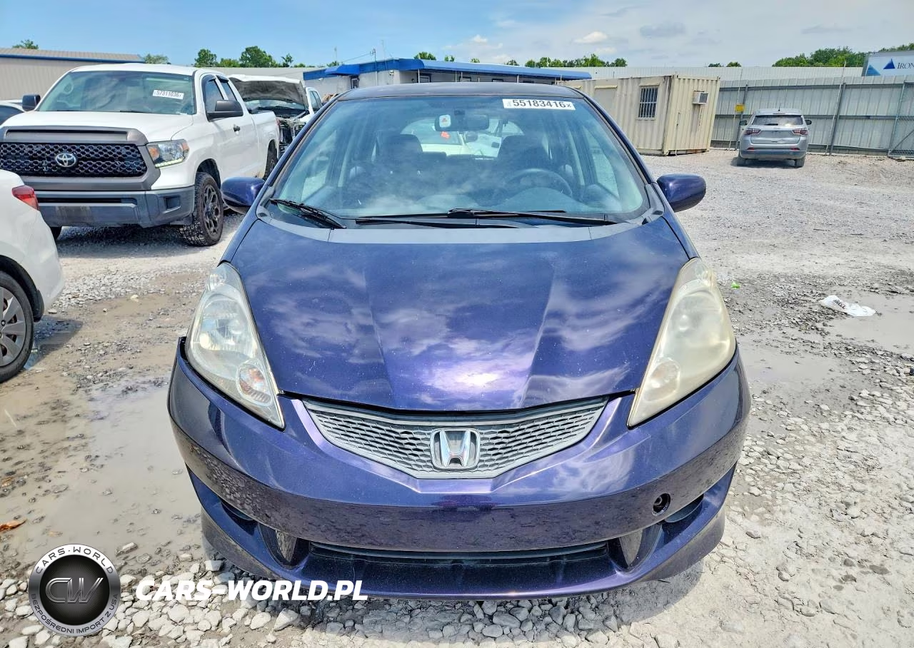 2010 Honda Fit Sport VIN:JHMGE8H47AC016457 - 5